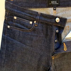 APC Petit New Standard Raw Indigo Selvedge size 30